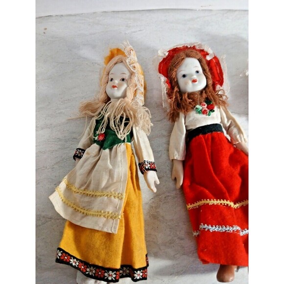 3 Vintage Porcelain Yellow & Red Dolls 9ins Tall Very Unique. - Picture 2 of 9